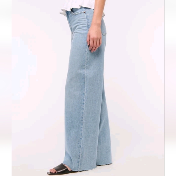 Abercrombie & Fitch The High Rise Wide Leg Jeans Raw Hem Women's Blue 35 L NWOT - Picture 5 of 16